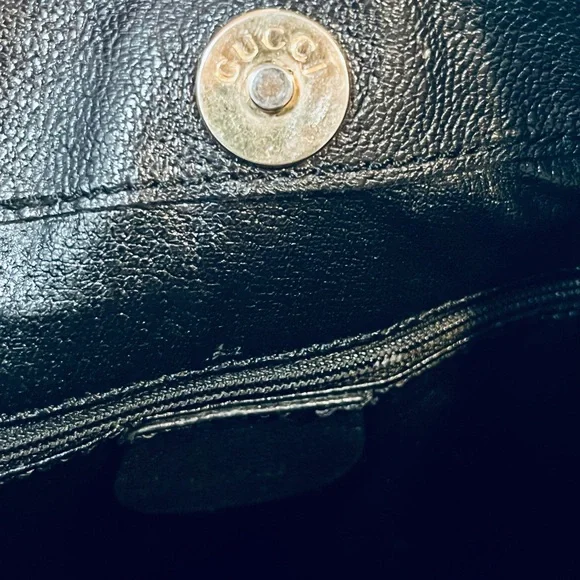 Gucci black leather shoulder bag - Picture 10 of 16